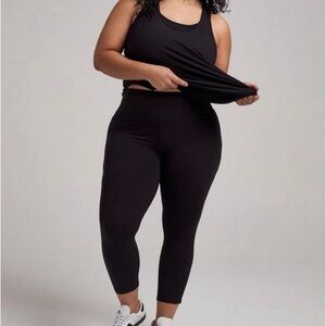 torrid Plus-Size Cropped Black Leggings with zipper hem accent/detail